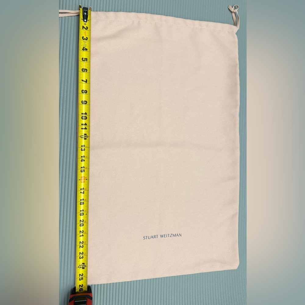 Stuart Weitzman Cream Dust Bag - Picture 5 of 6
